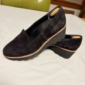 Vionic black suede wedge loafer
